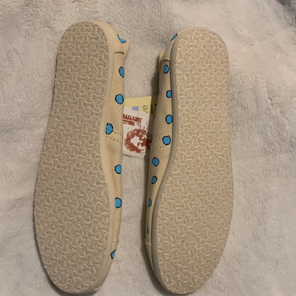 Toms Disney Bstreetshoes Mickey Mouse and Donald - Picture 2 of 6